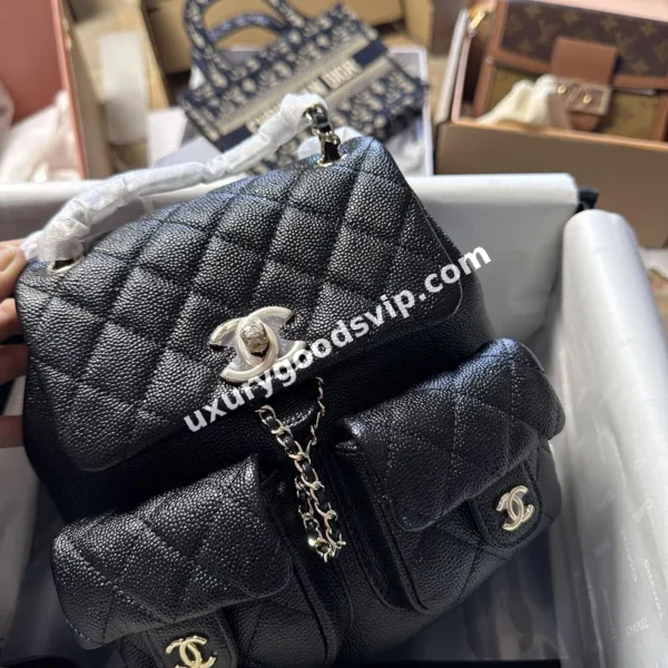 13 (3) Chanel No.13