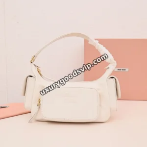 MiuMiu-No.15