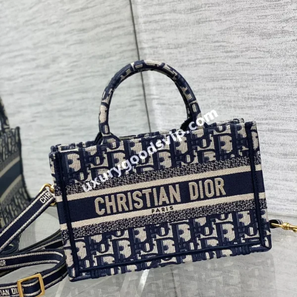 Dior-No.19