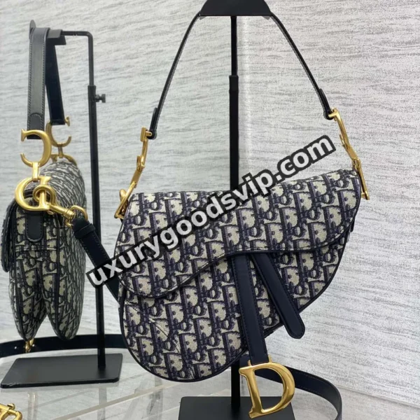 saddle_dior_ultra_crisp_1 No.19